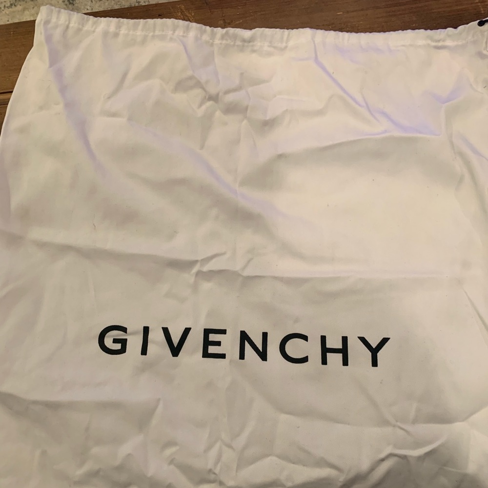 Givenchy Antigona Grey - Picture 5 of 5
